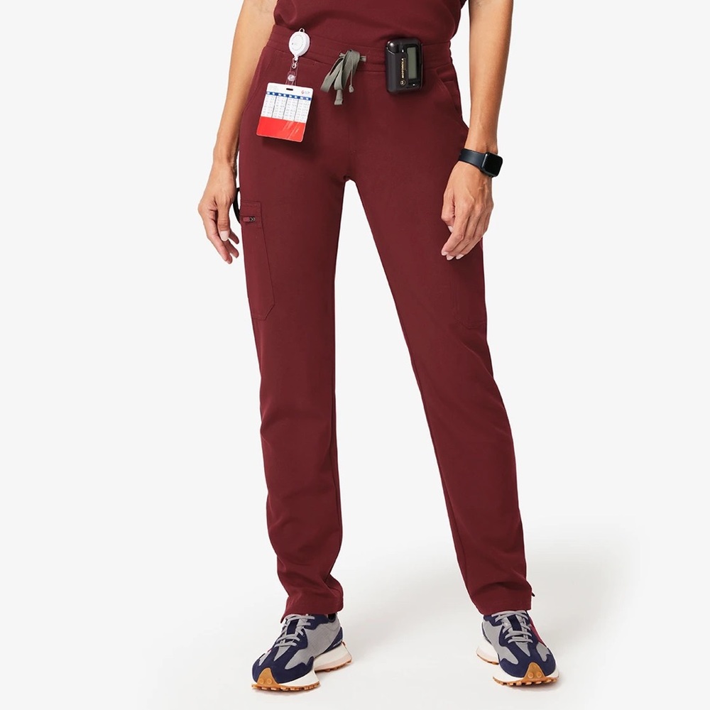 Burgundy Figs Yola Scrub Pants M regular
